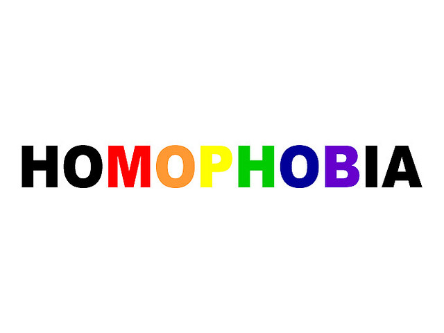 гомофобия 