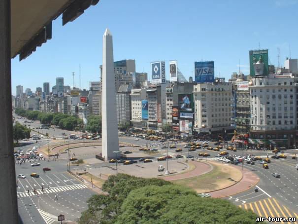 Улица 9 Июля в Аргентине