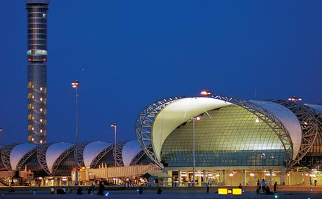 международный аэропорт в бангкоке суванапум
